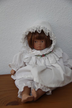 Sybilla Sauer SVSA Puppe mit Pagenschnitt 20cm Künstlerpuppe