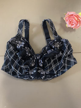 Nieuw! Zwart met witte beugel beha van BPC Collection maat 105E