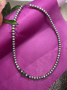 Elegante kralen ketting met vlinder