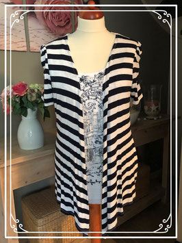 Wit-donkerblauw gestreept shirt van miss etam-maat 44