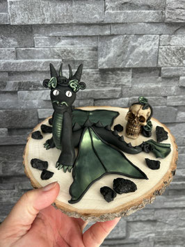 Dragon... Fafnir... noir