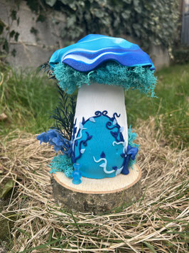 Maison Champignon bleu