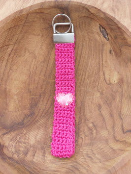 gehäkelter Schlüsselanhänger/Taschenbaumler in pink