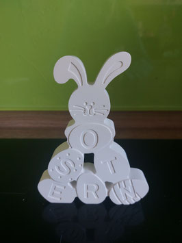 lustiger Osterhase mit Eiern