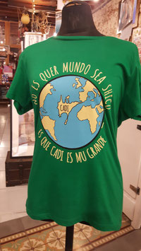 Camiseta "No es quer mundo sea shico... es que Cadi es mu grande"  Mujer color verde