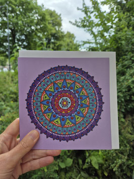 KG11 DUBBELE KAART PAARSE MANDALA (MET ENVELOP) - KLEURRIJK GELUK