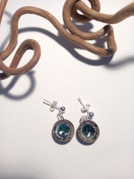 petites boucles pendantes "grand bleu" supports en laiton argenté