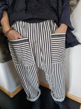 Hose 4047