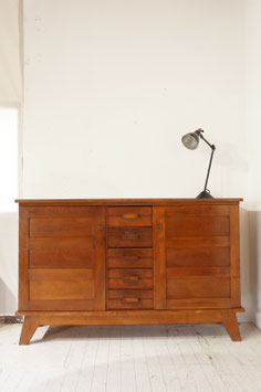 Cabinet / mobilier d'urgence