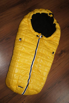 Babynest knallig geld Iglu Fusssack