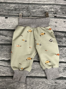 Baby Hösli in Gr. 62, oliv Grün mit Fischli