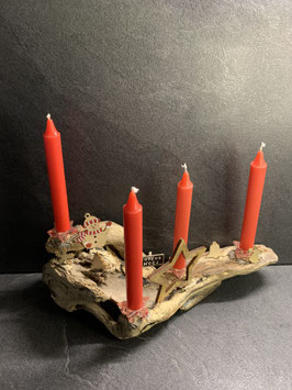 Bougeoir en bois flotté et 4 bougies rouges pour table de Noël