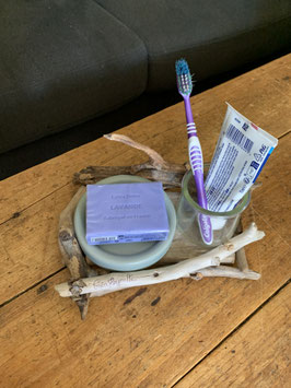 Ensemble pour salle de bain, porte savon et gobelet brosses à dents
