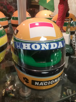 Helm Ayrton Senna 1:2 Mclaren Honda 1990
