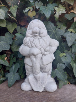 gnome avec bêche