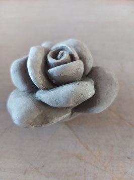 rose small