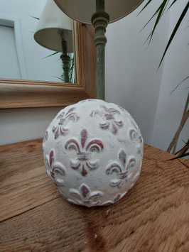globe avec des lys français