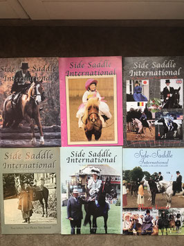 10 Hefte des Damensattel-Journals "Sidesaddle International"