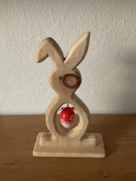 Hase mit Ei Rot 2