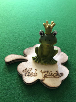 Froschkönig auf Kleeblatt Viel glück