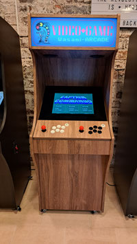 Arcade - Automat, MADE IN AUSTRIA, 5.871 Spiele, Furnier "Eiche"