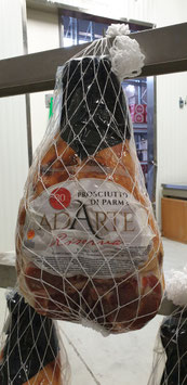 Prosciutto di Parma DOP 30 mesi, intero disossato sottovuoto  Parma Ham 30 months aged, entire boneless under vacuum