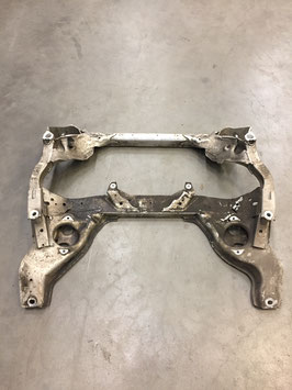 Subframe voor de  BMW E90 E91 E87 E88 etc zonder motor steunen etc