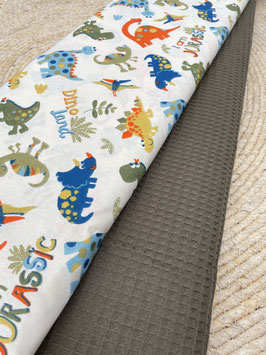 Dinosaurier Baumwolle + Waffelpique Olivgrau – Stoffpaket 2x 0,50m – bunte Dinos, Kinderstoffe, Baby, DIY, Nähen, Patchwork