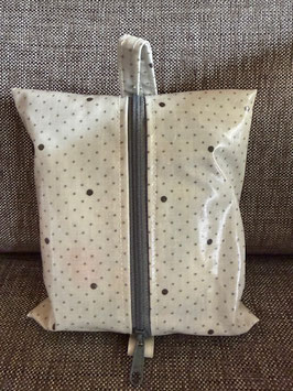 Feuchttüchertasche 3