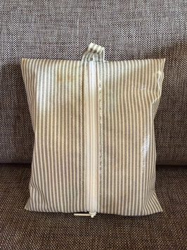 Feuchttüchertasche 2