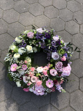 Farbverlauf weiß/rosa/lila