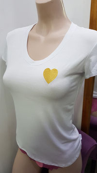 Tee-shirt cœur encolure V