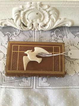 nr: 4047 oude broche vogel (been)