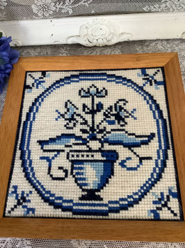 nr:A842 geborduurde grote tegel Delfs blauw