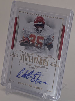 Cristian Okoye (Chiefs) 2017 National Treasures Signatures Holo Silver #S-COK