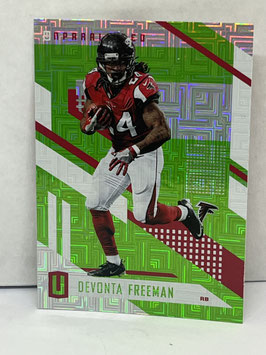 Devonta Freeman (Falcons) 2017 Unparalleled Green Escher Squares #148