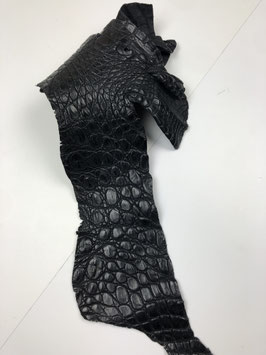 Caiman Flank matt black
