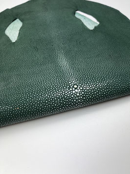 13" Stingray Leather forest green