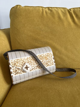 Sac à main en bois