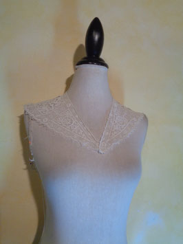 Col dentelle 1900