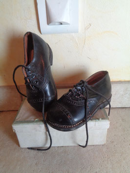 Chaussures 40's P.23