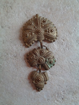 Broche asiatique
