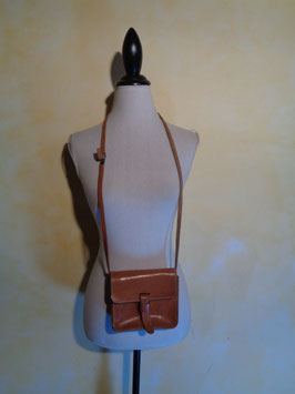 Pochette tout cuir