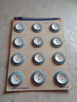 Planche de boutons 70's