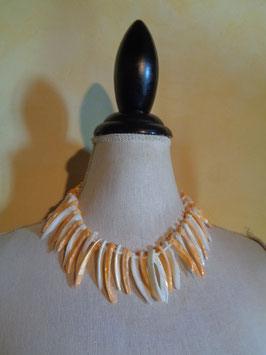 Collier corail orange et blanc