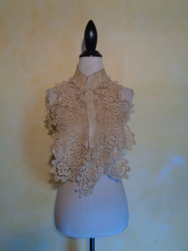 Jabot soie et crochet 1900