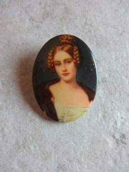 Broche femme romantique