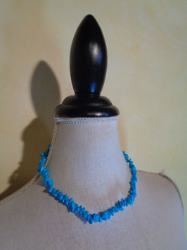 Collier corail bleu