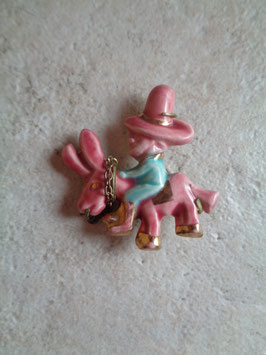 Broche âne