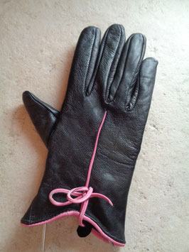 Gants cuirs noirs et roses